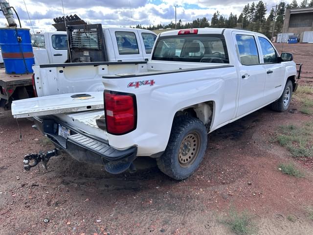 Image of Chevrolet 1500 equipment image 3