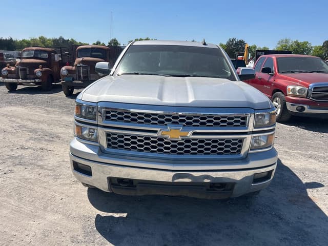 Image of Chevrolet 1500 equipment image 1