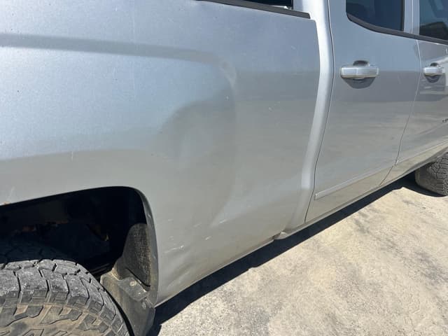 Image of Chevrolet 1500 equipment image 4