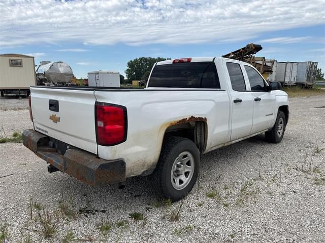 Image of Chevrolet 1500 equipment image 4