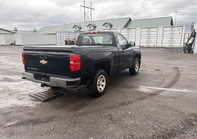 Image of Chevrolet 1500 equipment image 4