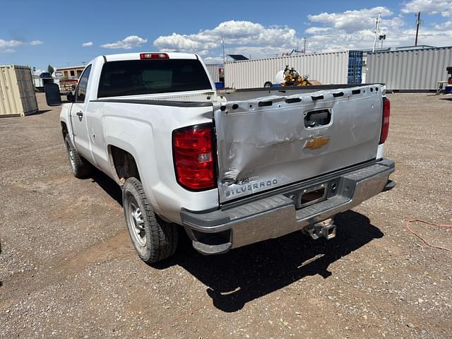 Image of Chevrolet 2500 equipment image 1