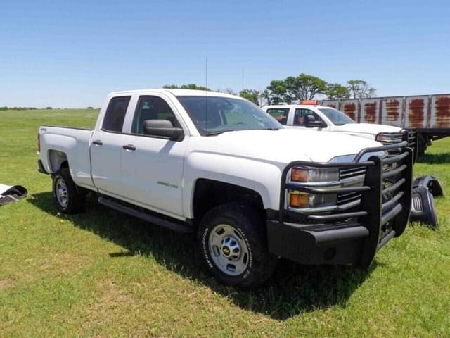 Image of Chevrolet 2500HD equipment image 1