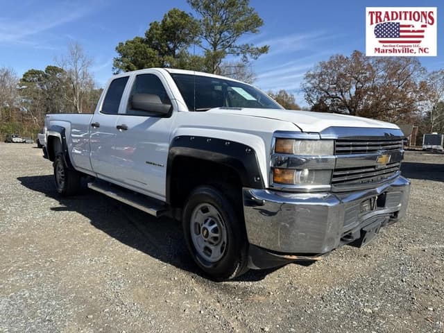 Image of Chevrolet 2500 equipment image 1