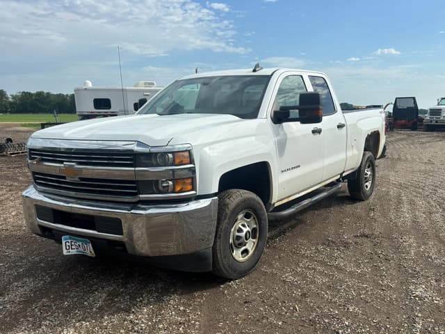 Image of Chevrolet 2500HD equipment image 1