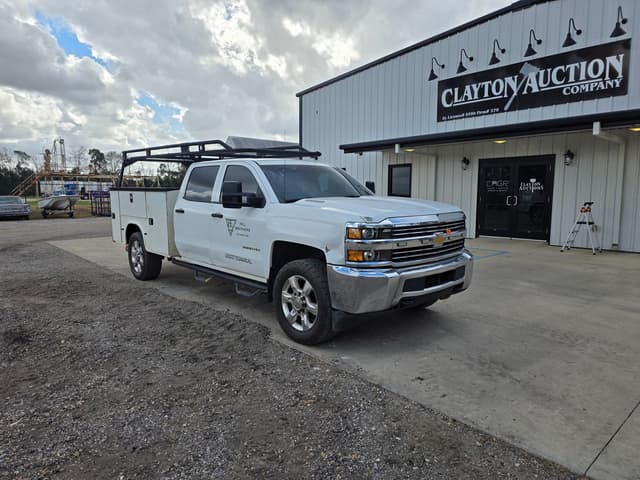 Image of Chevrolet 2500HD equipment image 1