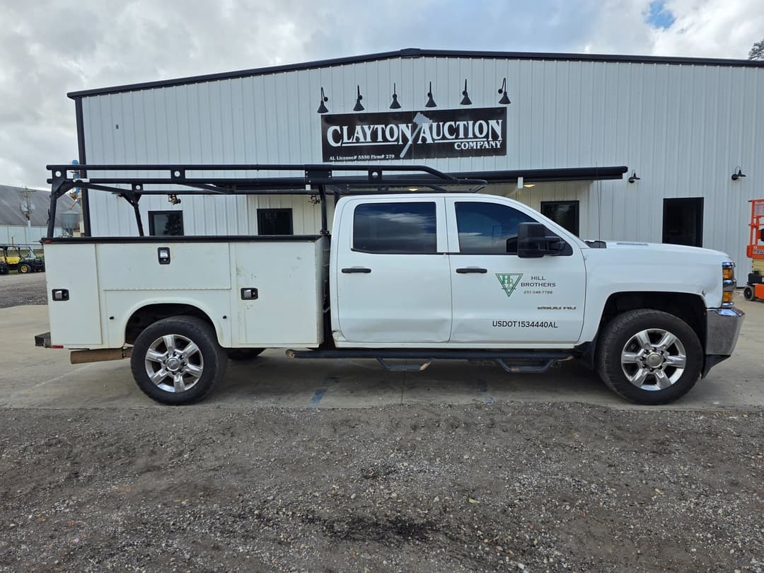 Image of Chevrolet 2500HD Primary image