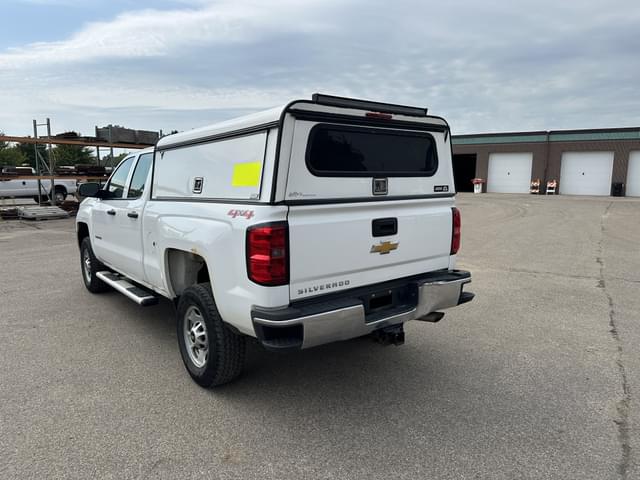 Image of Chevrolet 2500HD equipment image 4