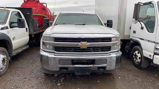 Image of Chevrolet 2500 equipment image 1