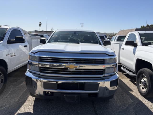 Image of Chevrolet 2500 equipment image 4