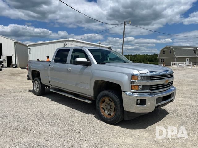 Image of Chevrolet 2500HD equipment image 4