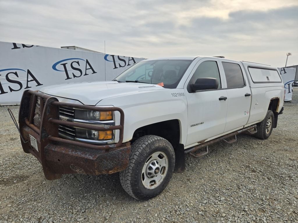 2015 Chevrolet 2500HD Equipment Image0