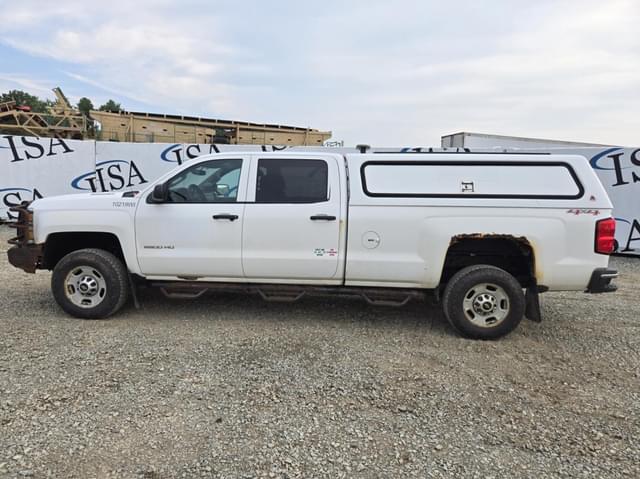 Image of Chevrolet 2500HD equipment image 1