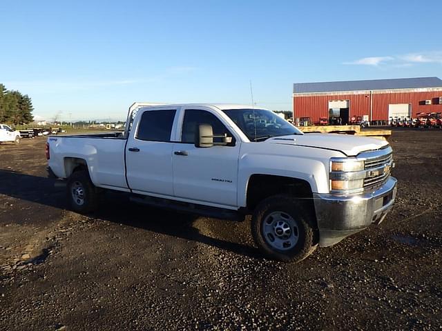 Image of Chevrolet 2500HD equipment image 1