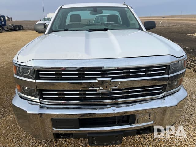 Image of Chevrolet 2500HD equipment image 2