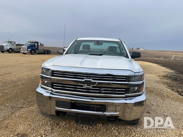 Image of Chevrolet 2500HD equipment image 1