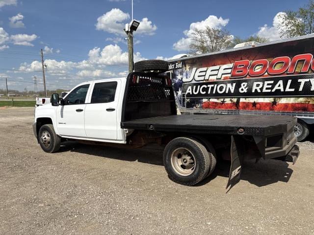 Image of Chevrolet 3500 equipment image 1