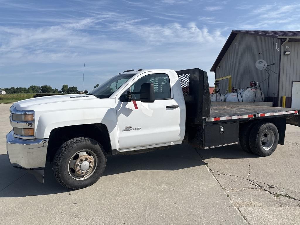 Image of Chevrolet 3500 Primary image