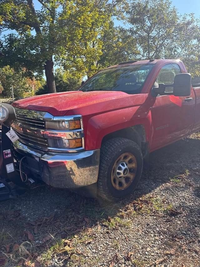 Image of Chevrolet 3500HD equipment image 2