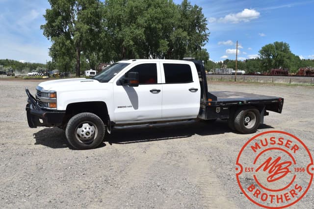 Image of Chevrolet 3500HD equipment image 2