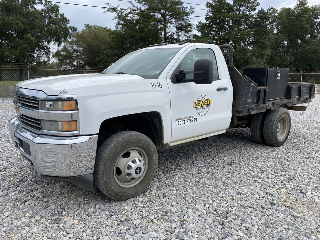 Image of Chevrolet 3500HD Primary image
