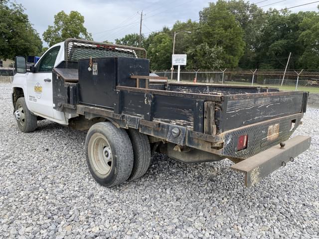 Image of Chevrolet 3500HD equipment image 1