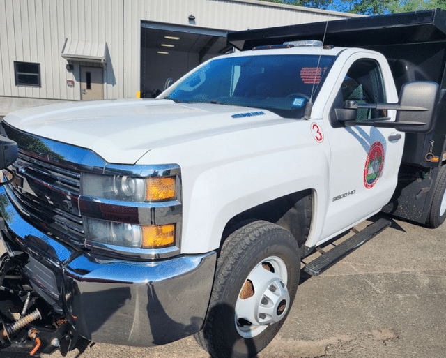 Image of Chevrolet 3500HD equipment image 1