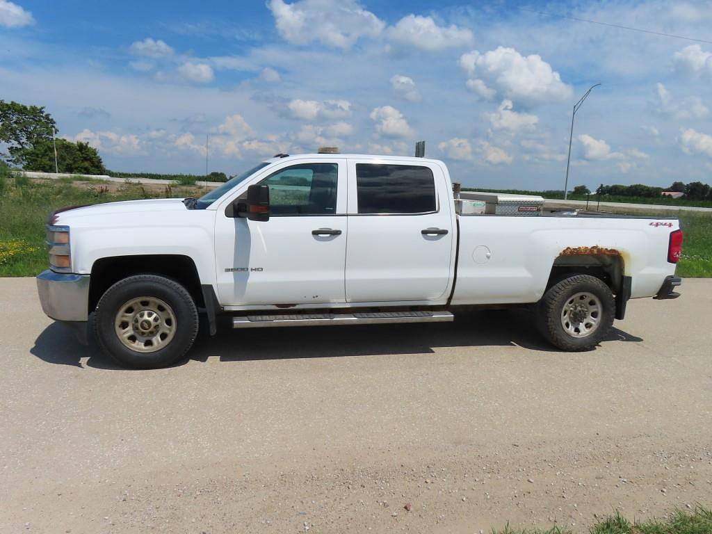 Image of Chevrolet 3500HD Primary image