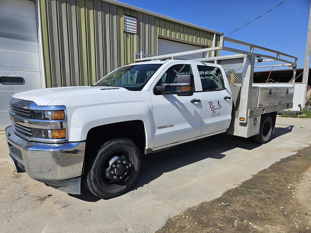 Image of Chevrolet 3500HD Primary image