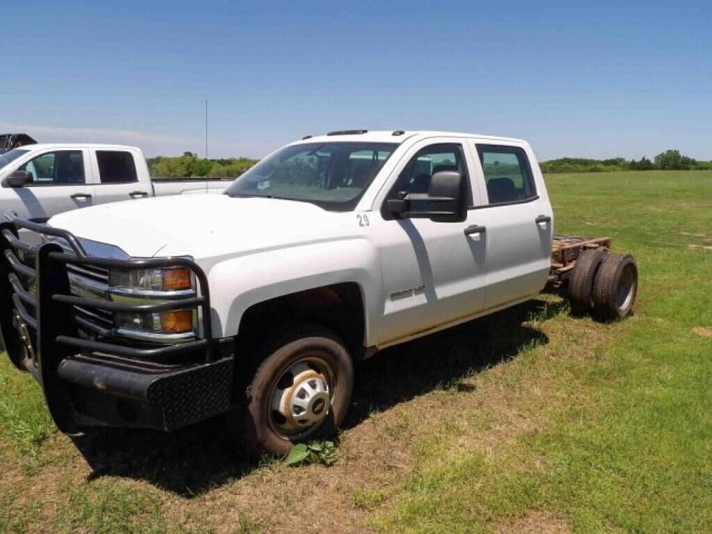 Image of Chevrolet 3500HD Primary image