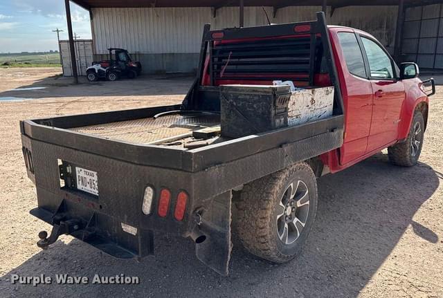 Image of Chevrolet Colorado equipment image 4