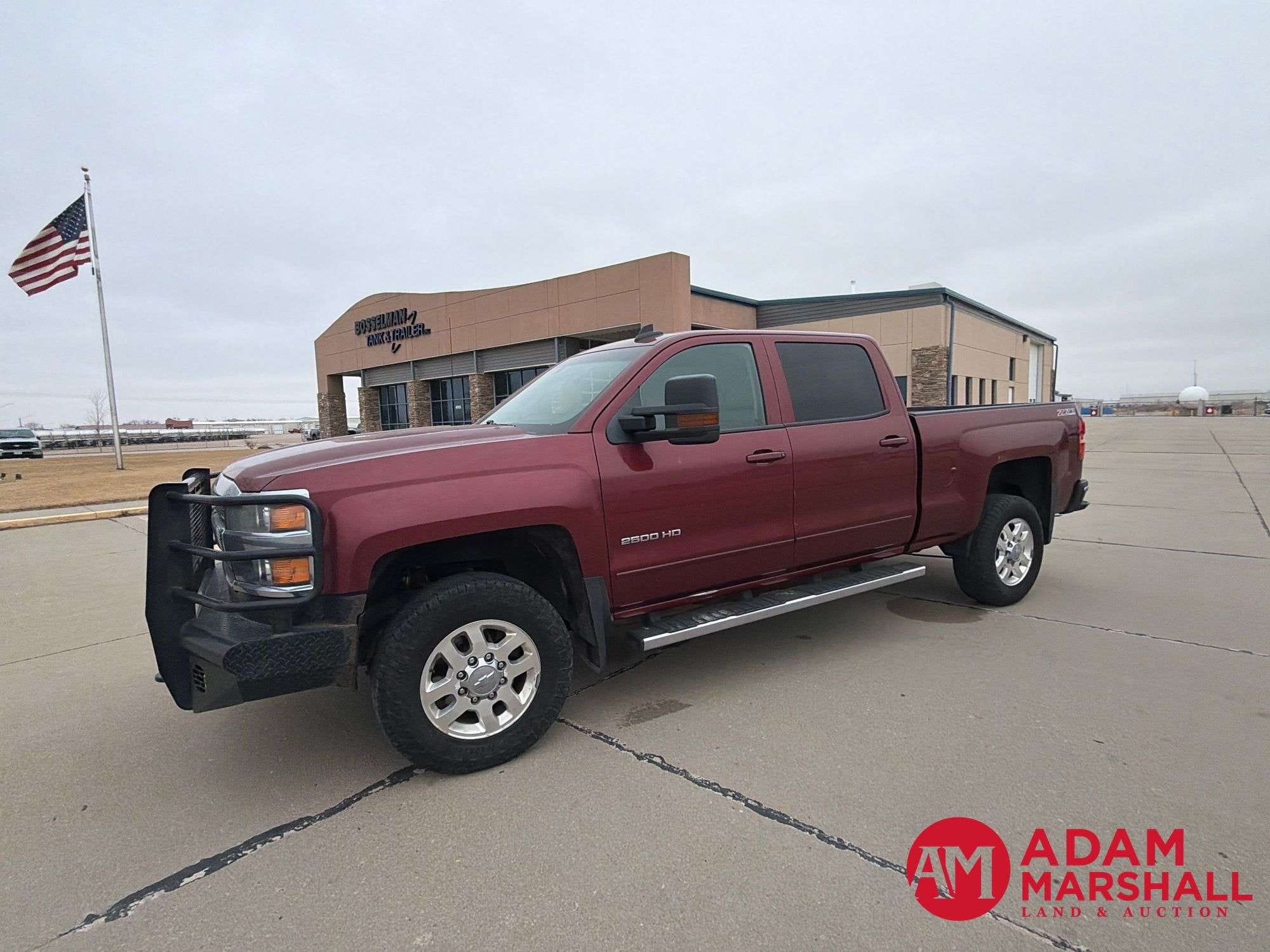2015 Chevrolet 2500HD Equipment Image0