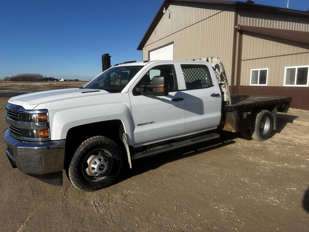 Image of Chevrolet 3500HD Primary image