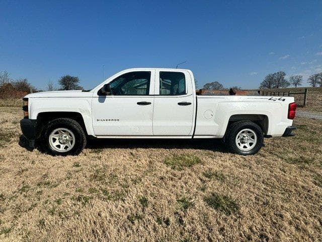 Image of Chevrolet 1500 equipment image 1