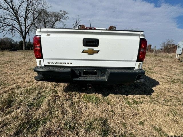 Image of Chevrolet 1500 equipment image 4