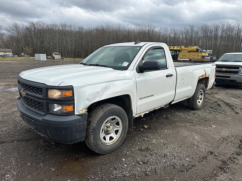 2015 Chevrolet 1500 Equipment Image0