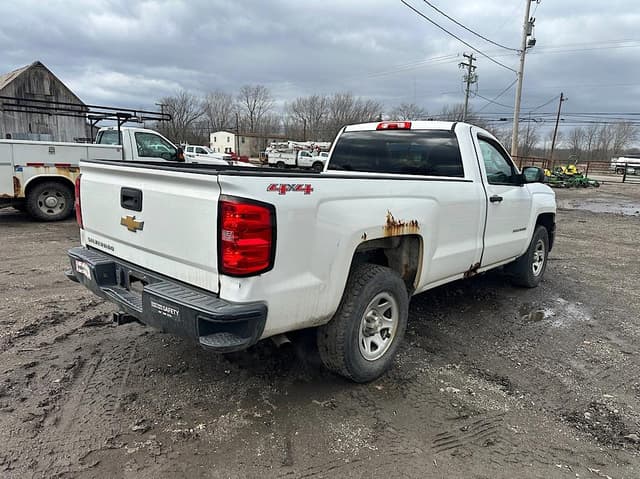 Image of Chevrolet 1500 equipment image 4