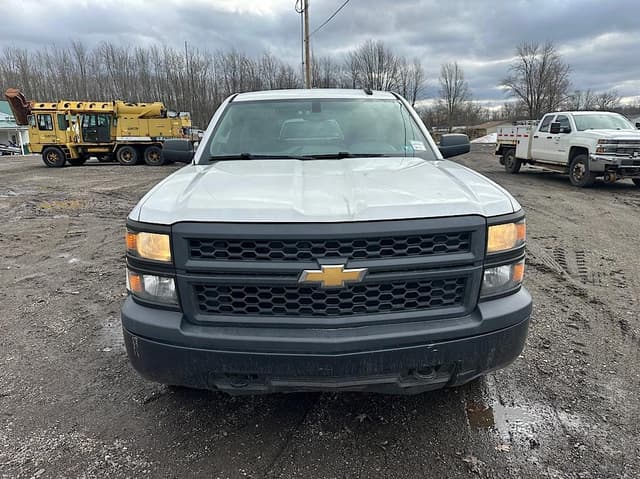 Image of Chevrolet 1500 equipment image 1