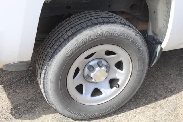 Image of Chevrolet 1500 equipment image 4