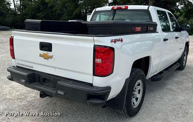 Image of Chevrolet 1500 equipment image 4
