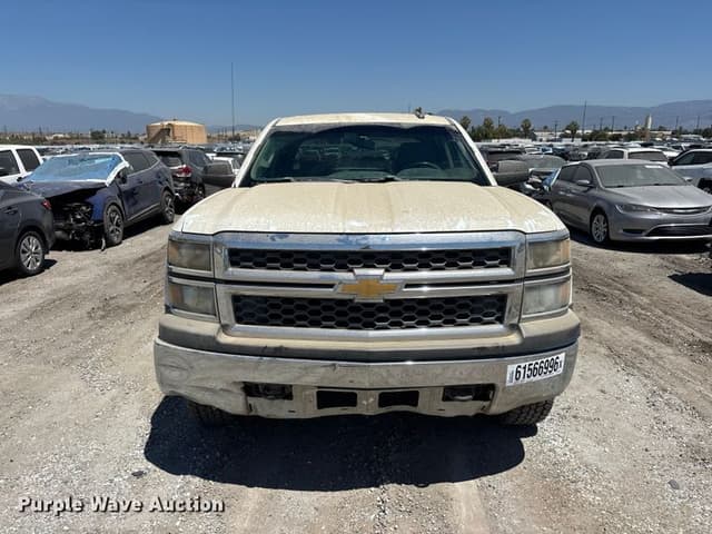 Image of Chevrolet 1500 equipment image 1