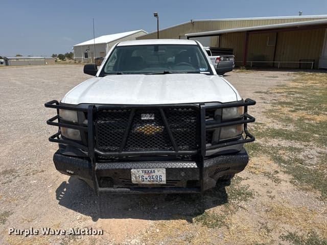 Image of Chevrolet 1500 equipment image 1