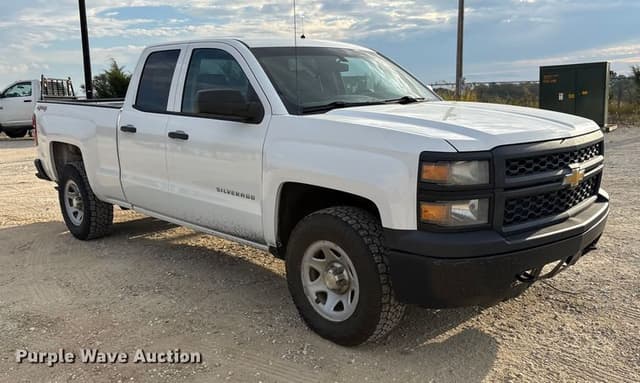 Image of Chevrolet 1500 equipment image 2