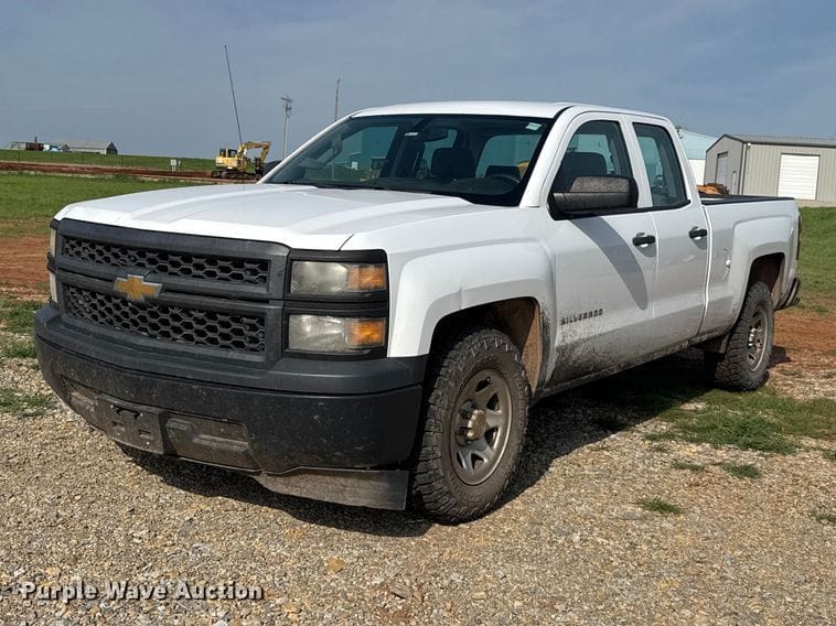 2015 Chevrolet 1500 Equipment Image0