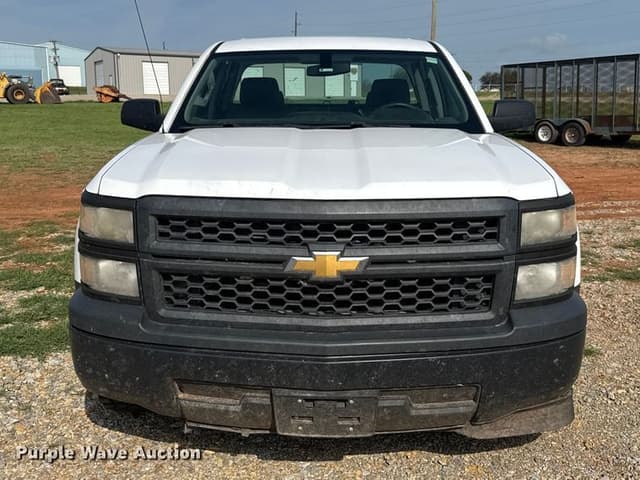 Image of Chevrolet 1500 equipment image 1