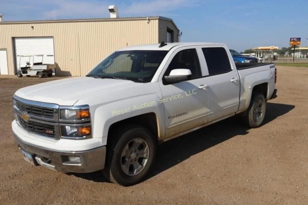 2015 Chevrolet 1500 Equipment Image0