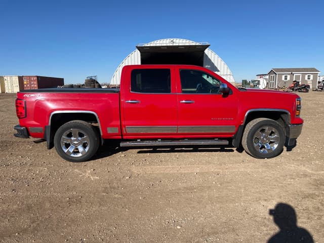 Image of Chevrolet 1500 equipment image 3