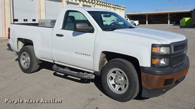 Image of Chevrolet 1500 equipment image 2