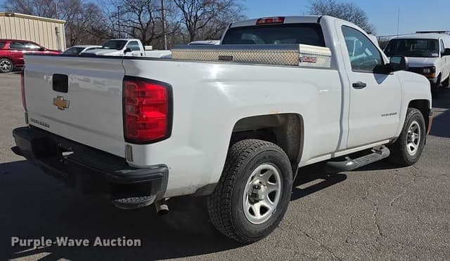 Image of Chevrolet 1500 equipment image 4