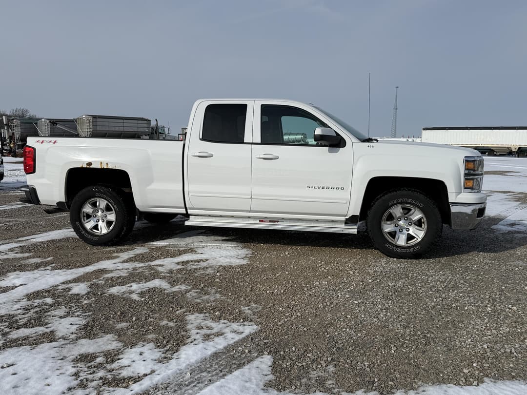 Image of Chevrolet 1500 Primary image